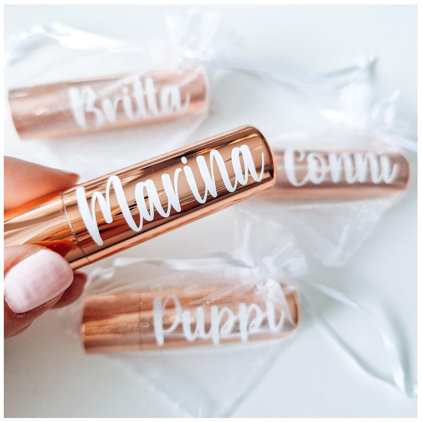 Personalisierter Lippenbalsam mit Namen aus hochwertigem Permanent-Vinyl