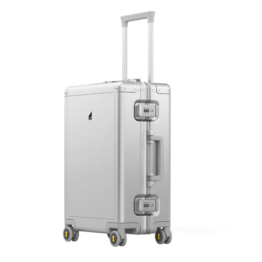 LEVEL8 Hartschalen Aluminum-Reisekoffer mit Doppelte TSA-Schloss (55cm - 35 Liter): Silber