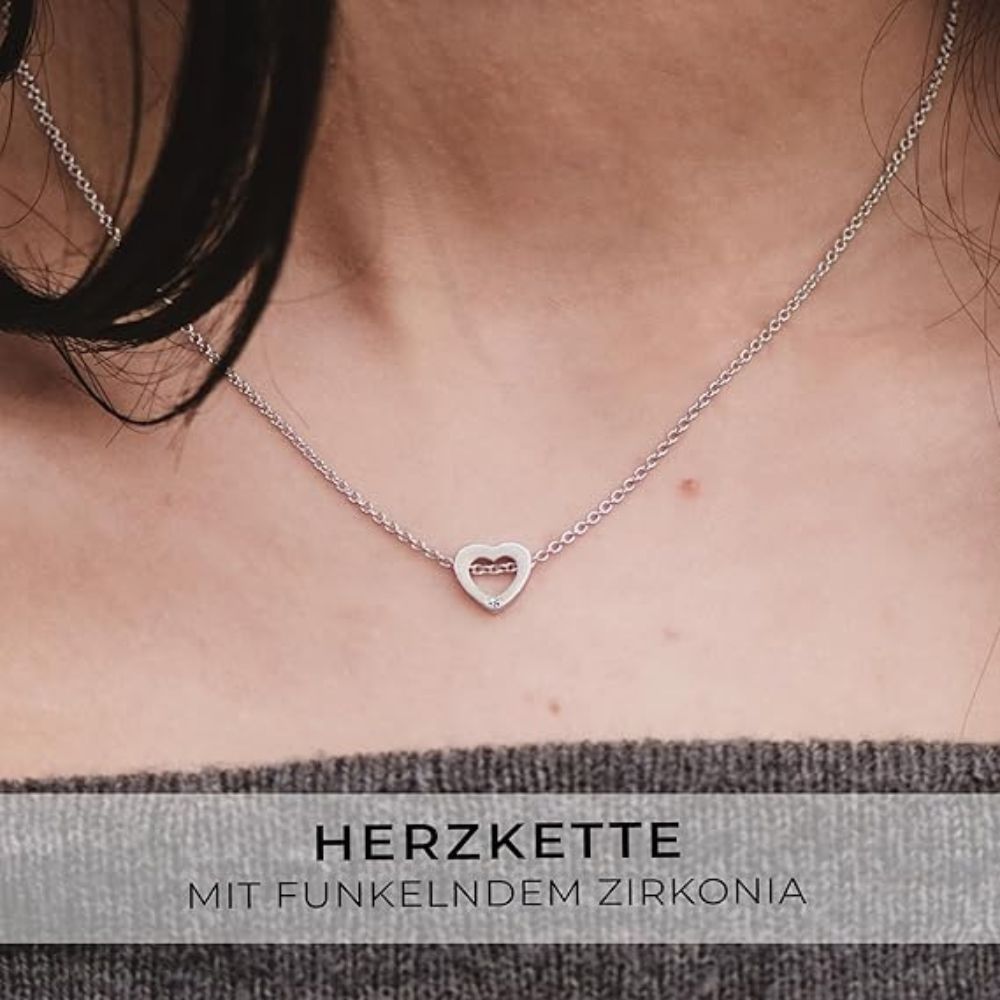 AMOONIC Herzkette 'Love Relation' 925 Silber | Damen Halskette mit Herz Anhänger & Zirkonia 4