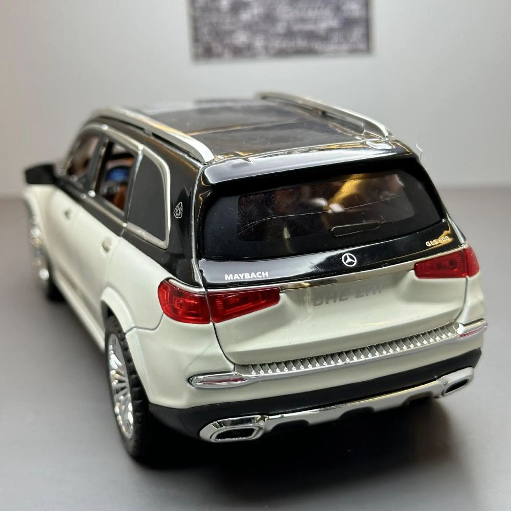 Mercedes-Benz SUV Maybach GLS600 Modellauto (1:24) | Sammler- & Dekorationsstück, Spielzeug