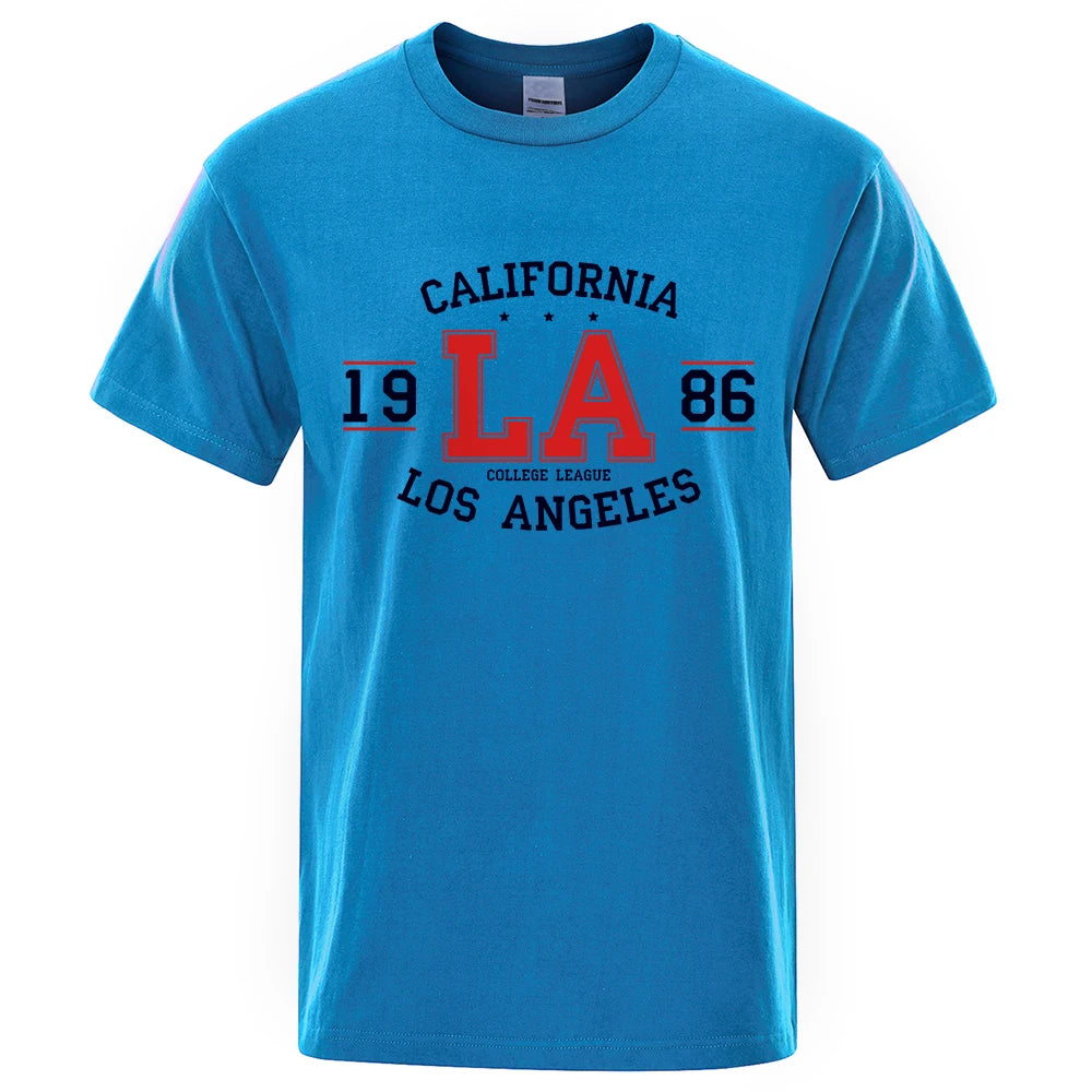 CALIFORNIA 1986 LA-College League | USA Streetwear: Atmungsaktives Baumwoll-T Shirt (Hellblau)