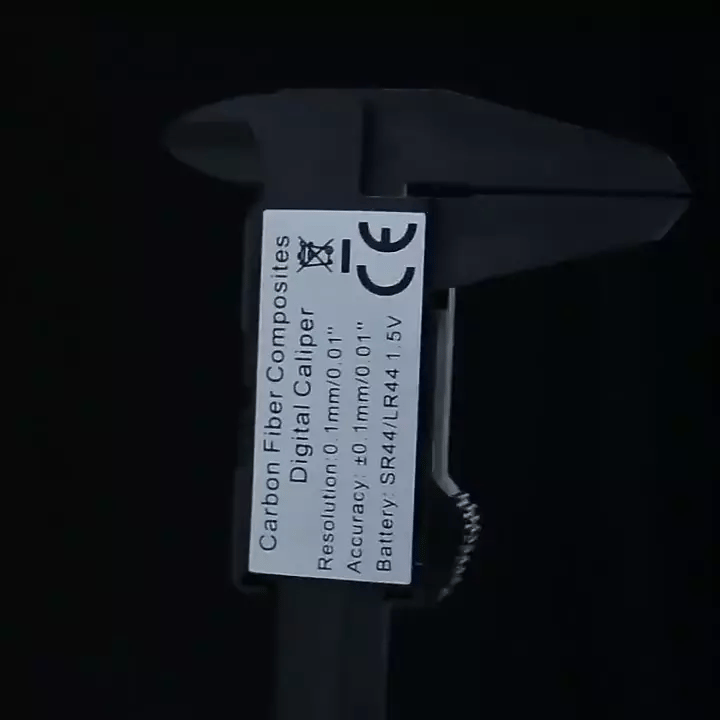 150mm/100mm Elektronischer Digital-Messschieber aus Premium Kohlefaser - Preview GIF